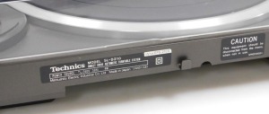 A Technics Direct Drive automatic turntable system, SL/D20. - 3