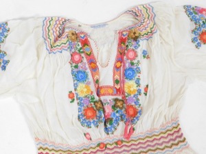 A mid century Hungarian wedding dress, embroidered with flowers, in a box, with provenance to base. - 2