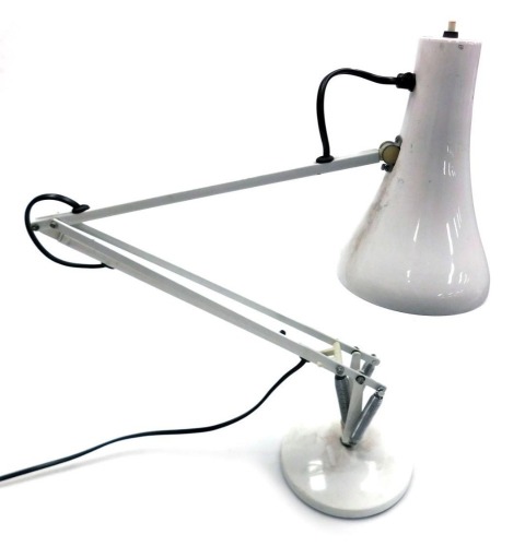 An Anglepoise white table or desk lamp, model 90. Buyer Note: WARNING! This lot contains untested or unsafe electrical items. It is supplied for scrap or reconditioning only. TRADE ONLY