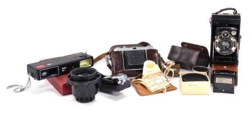 A Kodak Retina 1A camera, further Kodak camera, lenses, etc. (a quantity)