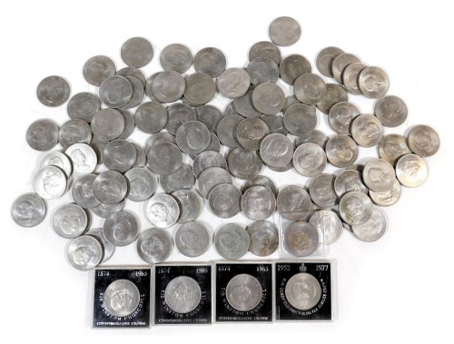 Churchill and Queen Elizabeth II Silver Jubilee commemorative crowns. (a quantity)