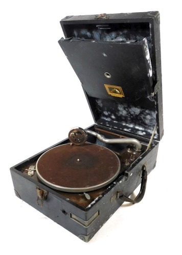 An HMV tabletop gramophone, 29cm wide, 41cm deep.