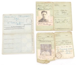 A WWI medal pair, comprising British War medal and Victory medal, inscribed to 24314 Pte. H Mullaney, Yorks and Lancs Rgt., bronze Peace medal 1919 and George V General Service medal with Iraq clasp, inscribed to 42684 Pte. J Mullaney, East Yorks Rgt., wi - 10