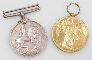 A collective lot of WWI medals, including BWM inscribed Cpl. SG Brazell, RAF, a medal pair inscribed K43616 FR Brookes, Stoker, Royal Navy, a medal pair inscribed 110104 Gnr. JE Gorst, Royal Artillery and an unnamed Victory medal. - 2