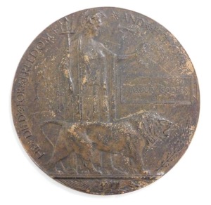A WWI bronze death plaque and medal pair, the death plaque named to Harold Godber, and the medals inscribed to 306984 Pte H Godber, West Riding Regiment, Killed in Action 3/5/1917, and buried at Arras, with postage envelopes and medal box, with original c - 6