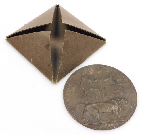 A WWI bronze death plaque, named to William Fishwick, with original card case.