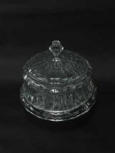 An Argyle fine crystal glass pedestal cake stand and cover, the turreted top on stand, 28cm high, boxed. - 2