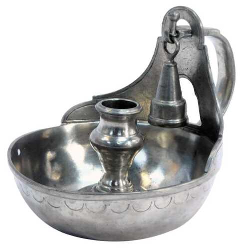 A Bugia pewter chamber stick, with snuffer, designed by Giorgio Tabellini, impress marks to underside, 14cm high.