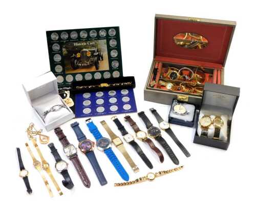 Assorted costume jewellery, comprising dress wristwatches, Esso coins, jewellery boxes, etc. (1 tray)