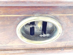 A set of 20thC Avery tabletop scale, postage parcel scales up to 10lbs, inlaid rectangular mahogany case, lacking weighing pan. - 2