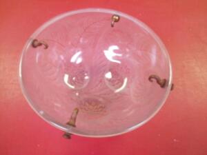 A 1930's Lalique Art Deco frosted glass pendant light shade of hemispherical - 5