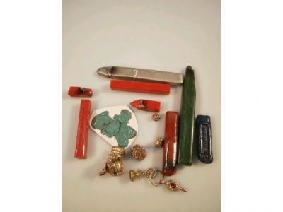 A selection of six 19thC Pinchbeck fob seals with intaglio agate crests