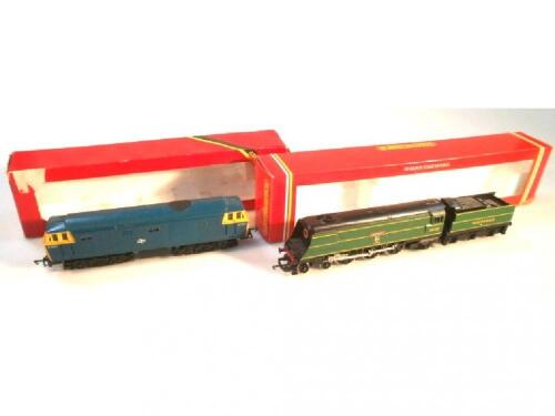 A Hornby Railways boxed SR4-6-2 West Country class Exeter loco with tender