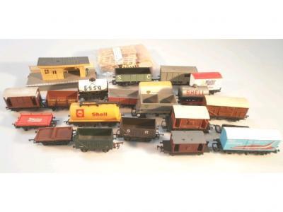 Various Hornby and other rolling stock including a Shell Hornby tanker