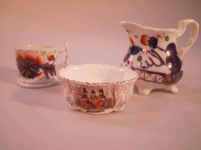 An Allertons pottery gaudy Welsh small cream jug and miniature mug