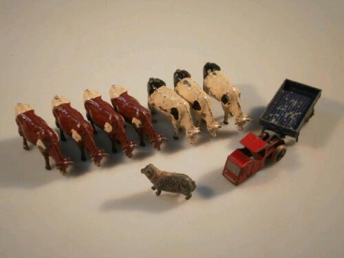Six Britain's cows, a Dinky toys farm cart, a lorry and a Britain's sheep (9)