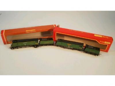 A Tri-ang Hornby R.869S Winston Churchill loco and tender