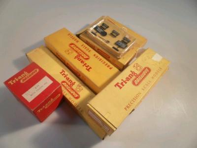 A Hornby 00 line side notices pack