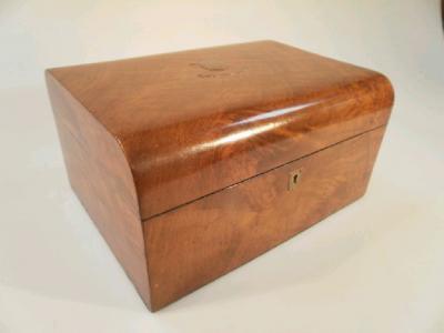 A late 19thC walnut veneered travelling jewellery case