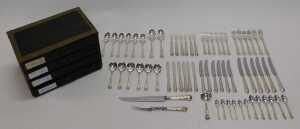 A William Yates of Sheffield King's pattern silver part canteen of cutlery, comprising six meat... - 2