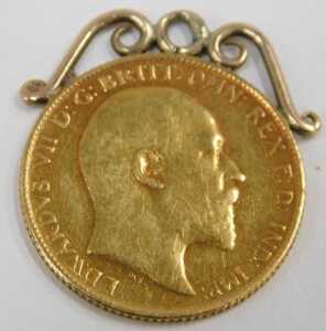 An Edward VII half gold sovereign pendant, dated 1907, with an unmarked pendant mount, 5.5g. - 2