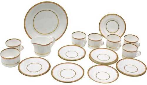 A Royal Worcester Dunlop 1977 part service, to include sandwich plate, 23cm diameter, cups,...