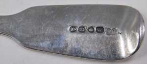 A George III silver fiddle pattern serving spoon, bearing the initial G, maker WE, London 1791,... - 3