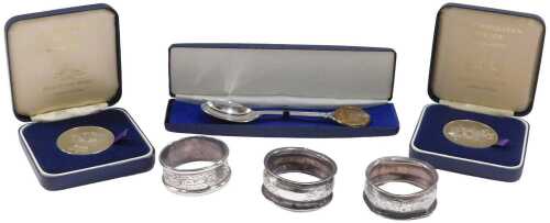 Commemorative medallions, police related, etc., The Tower Mint nickel silver Metropolitan Police...