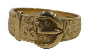A 9ct gold buckle ring, London 1973, ring size S&frac12;, 4.7g.