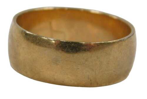 A 9ct rose gold wedding band, of plain design, 7mm width, Birmingham, ring size R, 5.5g.