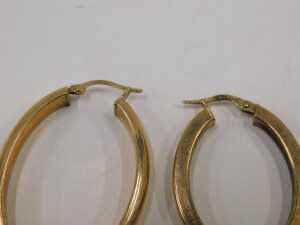 Two single 9ct gold hoop earrings, 2.4g. - 2
