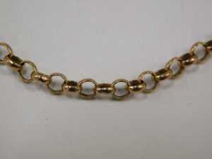 A 9ct gold curb link bracelet, 20cm long, 1.5g. (AF) - 3