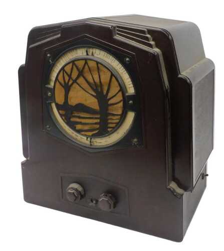 An EK Cole Limited Ekco Bakelite type RS3 style radio, circa 1930s, 44cm high. WARNING! This lot...
