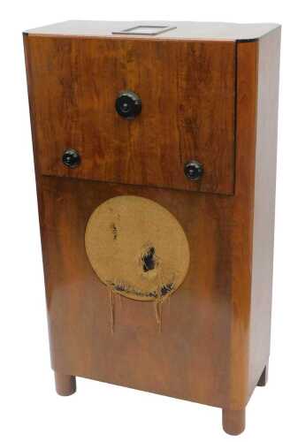 A mid 20thC walnut cased freestanding Murphy type A28C radiogram, in a freestanding cabinet,...