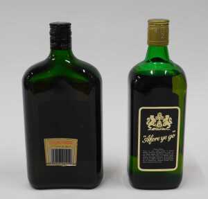 Two bottles of alcohol, to include a Bell's twelve year old blended Scotch whisky and a... - 2