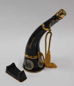 A Robyn Hoode Distilleries single malt whisky horn shaped pottery decanter, transfer printed... - 4