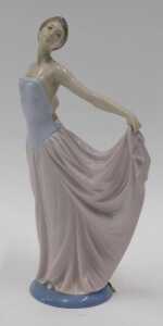 A Lladro ballerina figure, 5050, 29cm high. (AF) - 2