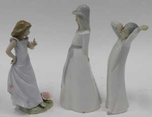 A Lladro figure group child aside flowers, 6990, 20cm high, a Nao yawning child and a Valencia... - 2
