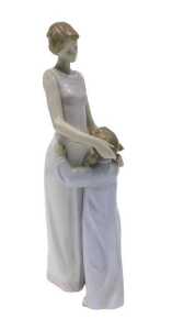 A Lladro figure group Someone To Look Up To, original cost &pound;199, 35cm high. (boxed)