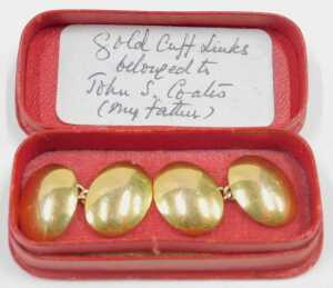 A pair of 15ct gold cufflinks, each with plain oval ends joined by chains, 8g. (2) - 3