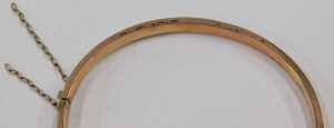A 9ct rose gold half hinged bangle, with part floral design, 6cm diameter, 5.1g, boxed. - 4