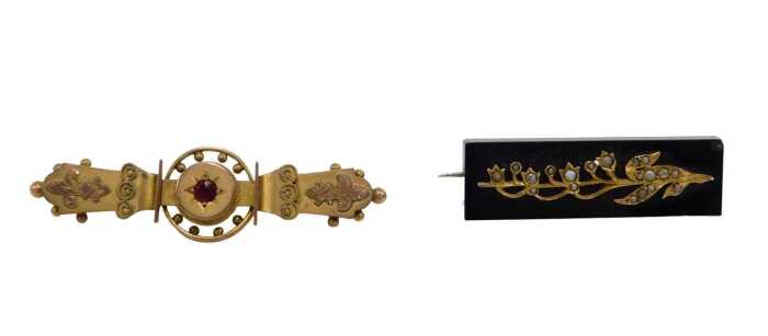 Two early 20thC bar brooches, comprising one centred with a garnet, yellow metal stamped 9ct,...