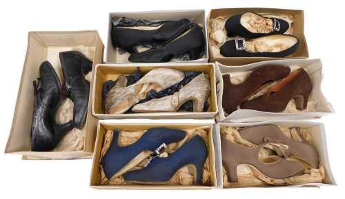 Various mid-20thC ladies shoes, high heel shoes, vintage black pair with marcasite style buckle...