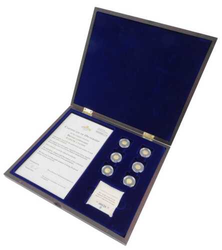 An Elizabeth II 14ct gold British Landmarks Icons of a Nation coin set, comprising six proof...