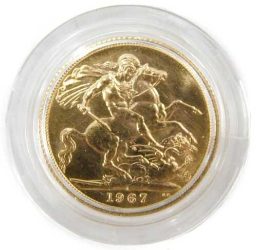 An Elizabeth II uncirculated full gold sovereign, dated 1967.