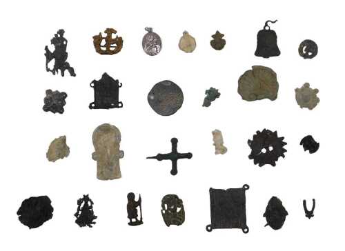 Various Pilgrim Badges and fragments, archaeological finds, some 4cm wide, Madonna and Child...