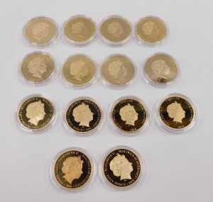 Various Queen Elizabeth II 90th birthday commemorative proof coins, in colours, in proof cases... - 2