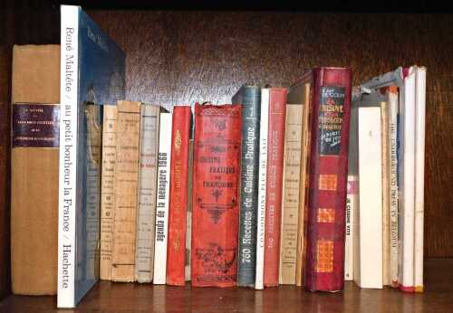 Various books, French cookery, many other French titles, Cuisine Pratique De Francois, hardback,...