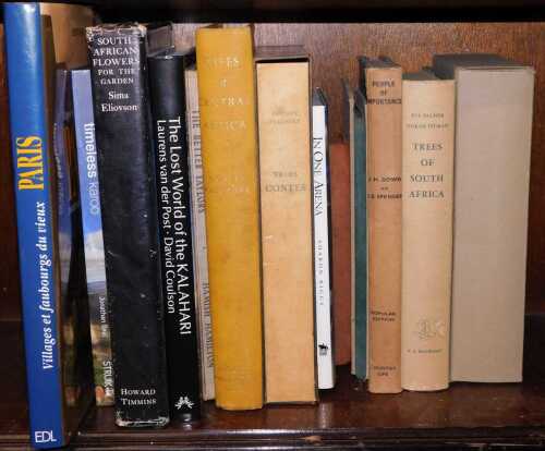 Various books, Africa related, nature, Palmer (Eve) Trees of South Africa, In One Arena,...