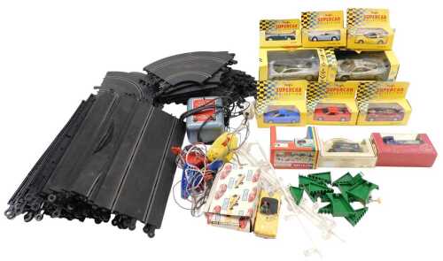 Various diecast vehicles, Days Gone and others, Lincoln T YMCA car, Maisto supercar collection...